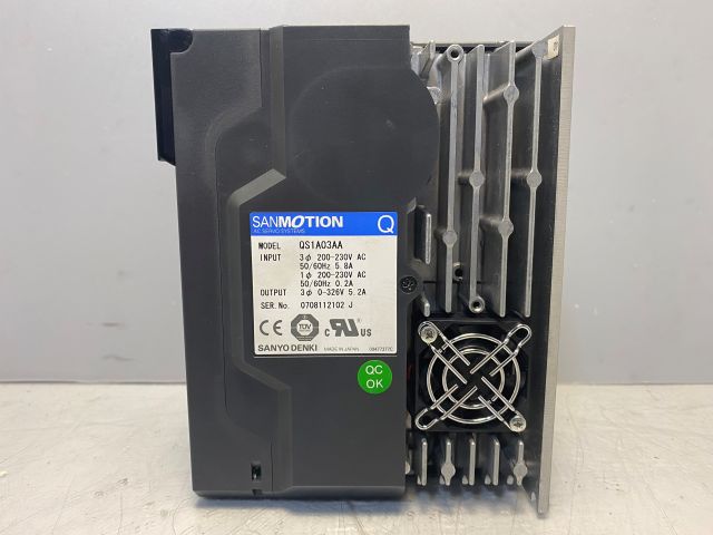 SANYO SANMOTION Servodrive für Y-Achse / QS1A03AA