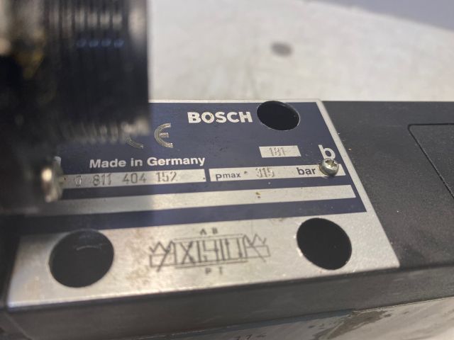 BOSCH Prop. Wegeventil 4/3 NG 6 / 0 811 404 152 / 10134176