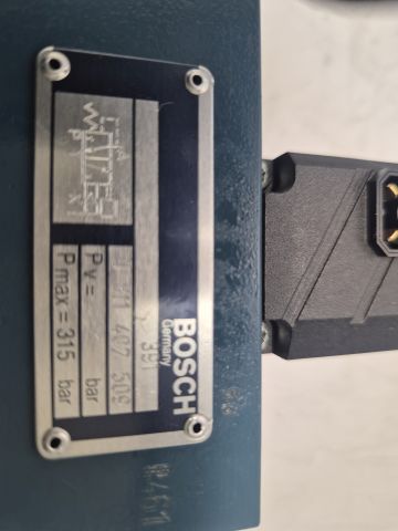 BOSCH Prop. Wegeventil / 0 811 402 509