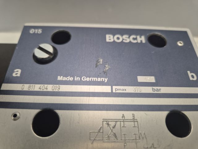 BOSCH Prop-Wegeventil 0 811 404 019 (+ 837 001 206, 1 835 100 034)