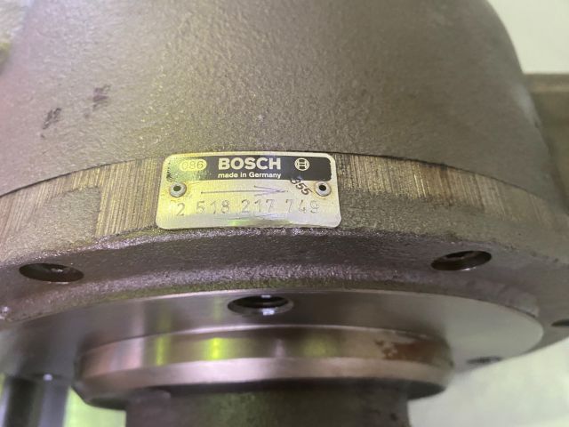 Arburg BOSCH Doppelpumpe RKP63 + AKP18 / 2 518 217 749 / 157.506