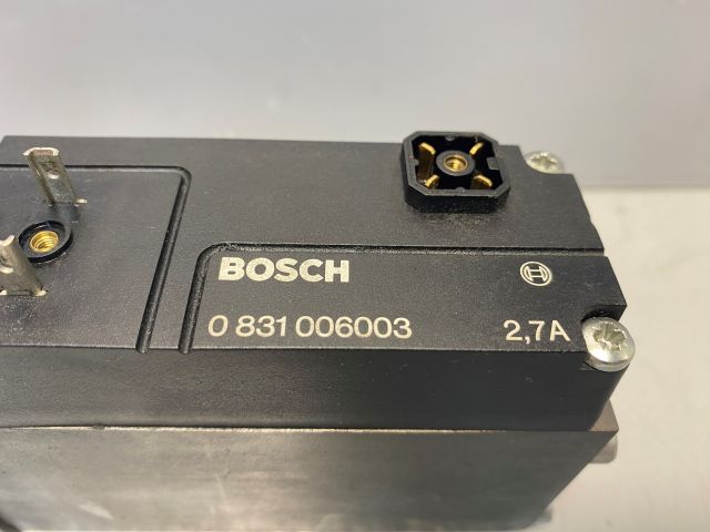 Bosch Druckreduzierventil vorgesteuert / 0 811 404 174, 0831 006003